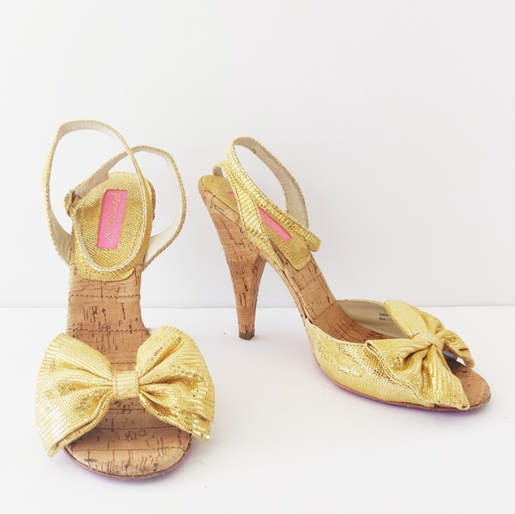 betsey johnson gold bow heels
